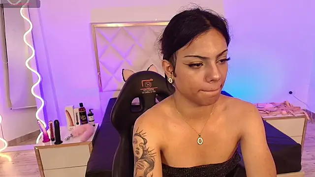 Snapshot of Andy_tay1 chatting on March 7, 3:26 am Andy tay1 online show from March 7, 3:26 am