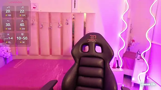 Snapshot of Andy_tay1 chatting on October 15, 4:56 am Andy tay1 online show from October 15, 4:56 am