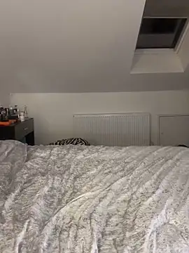 littlebambi26 online show from March 7, 11:33 pm