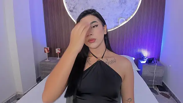 RoseCassie online show from March 16, 1:37 pm