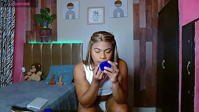 electrabrowns online show from February 6, 9:04 am