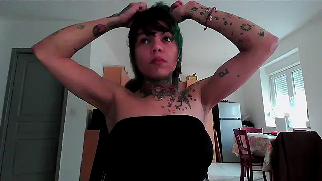 serena  vedette online show from February 25, 8:14 am