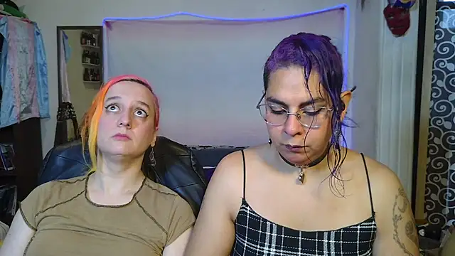 Evelan420 online show from December 18, 6:24 pm