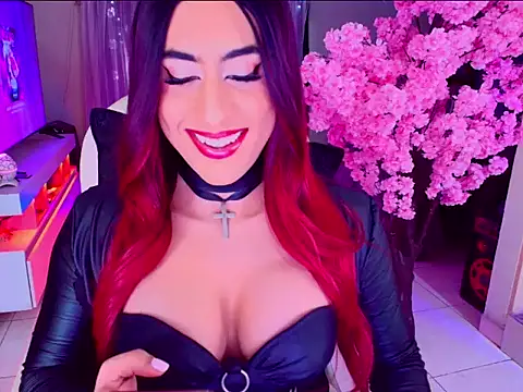 latexgoddes online show from November 19, 10:10 pm