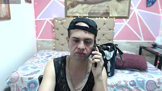 Dolldirtyxxx online show from March 16, 1:34 am