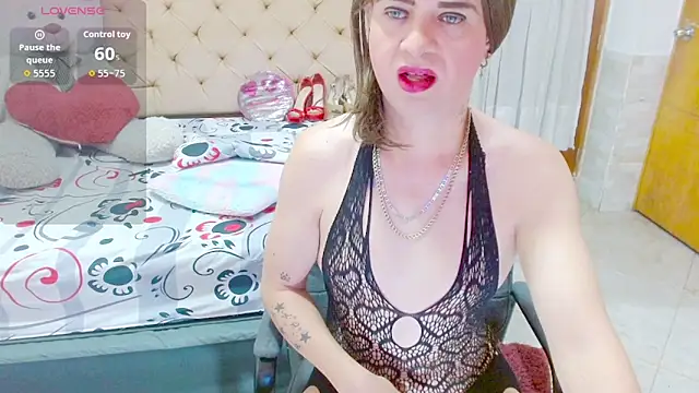 Dolldirtyxxx online show from October 15, 5:07 am