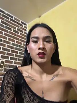 danna alvarez online show from November 21, 3:40 am