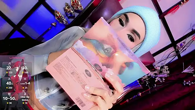 emelly horny  online show from April 11, 7:28 pm