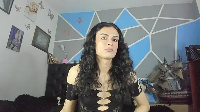 Meghan hott online show from October 6, 7:19 am