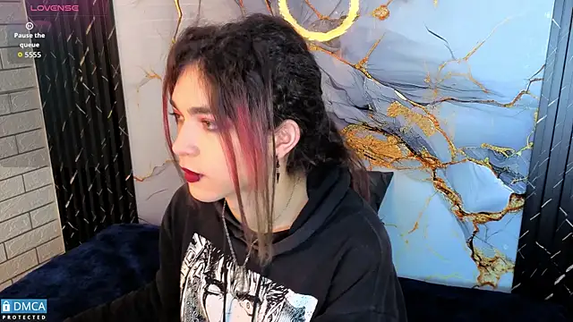 MaeveKuro online show from December 2, 3:20 am