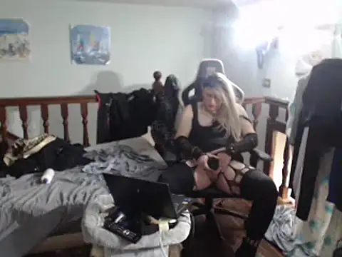 emmex671 online show from March 10, 6:27 am