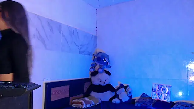 KimberlyXtreme online show from March 6, 7:19 pm