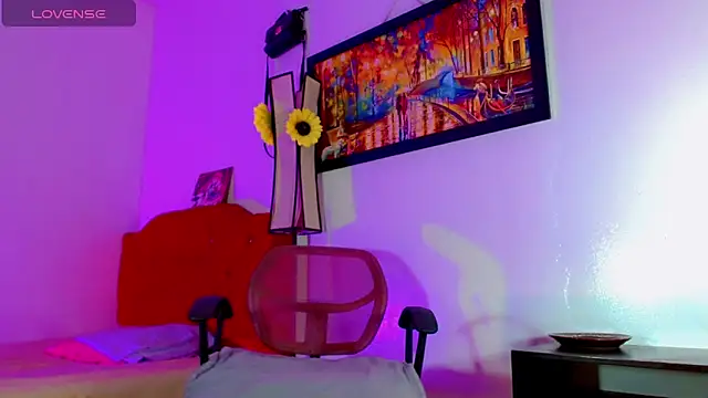 alexsandra kiss online show from April 6, 11:21 am