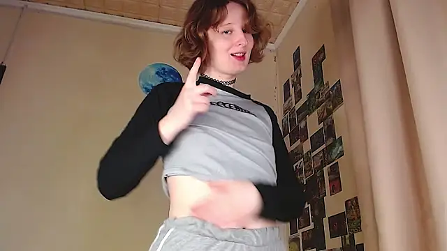 c0ralynx online show from November 12, 7:52 am