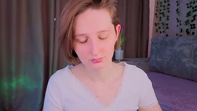 c0ralynx online show from March 8, 9:45 am