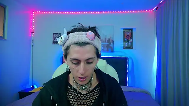 goth minerva online show from March 1, 1:39 pm