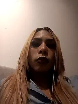 Daliana Gounbolt online show from October 6, 3:01 pm