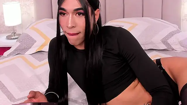 ShaynaHosk online show from November 2, 7:23 pm