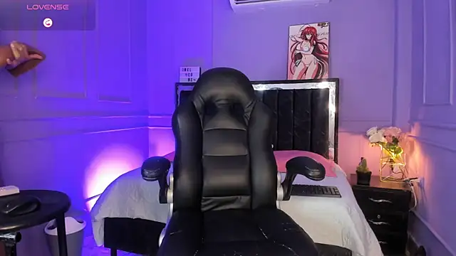 SwettRenata  online show from March 26, 1:37 pm