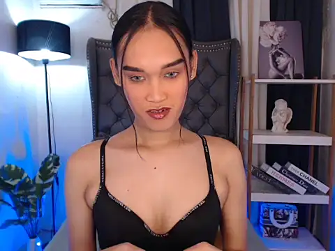 Snapshot of sensualmelody143 chatting on September 12, 11:28 am sensualmelody143 online show from September 12, 11:28 am