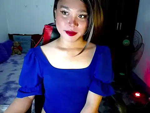 Urassiansweetcummer online show from April 8, 6:47 am