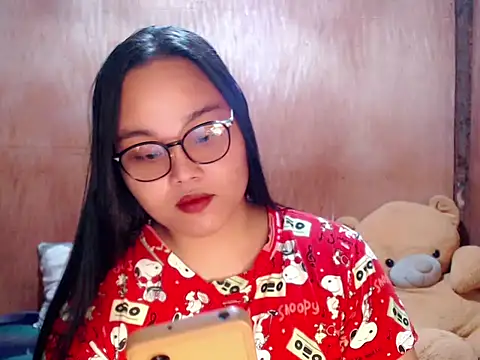  Lylia online show from March 22, 9:19 pm