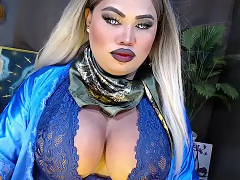 KitSmithCumerr online show from October 28, 7:56 pm