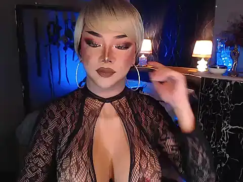 xAuroraRobinsx online show from September 15, 8:19 am