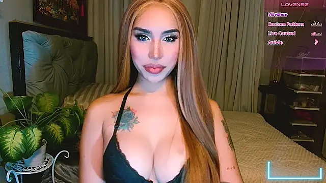 Franchesca Trans online show from December 15, 8:10 am