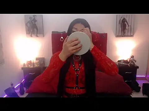 CharlotteBrooks online show from February 11, 9:22 pm