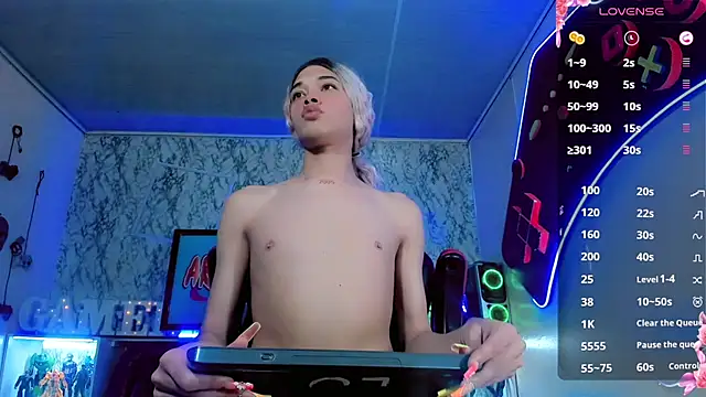 Madison Mujica online show from October 18, 12:09 pm