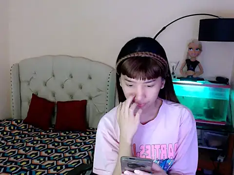 ShantalFoxxy  online show from February 6, 1:11 am