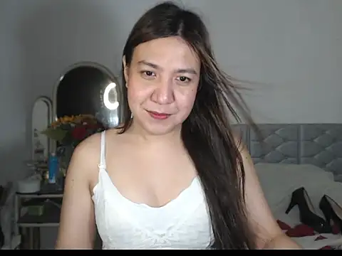 stellahugeX online show from November 28, 5:03 pm