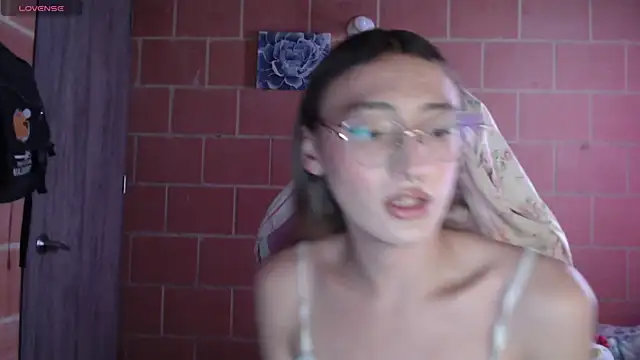 Andrea camilaaa online show from October 14, 5:36 pm