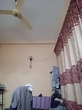 femboyslqueen online show from February 17, 3:58 am