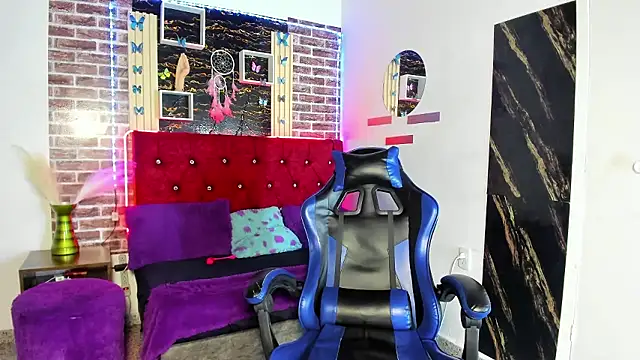 angelitasexxxhot online show from January 11, 12:28 am