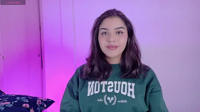 lizzywindsor online show from March 2, 12:45 pm