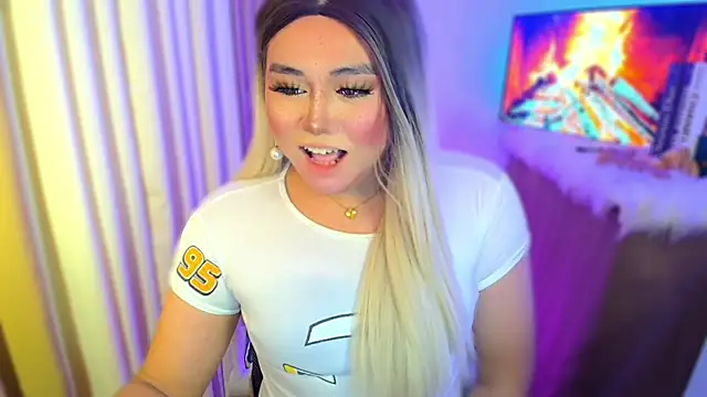 ursexy ceciliaxx online show from July 25, 6:17 pm