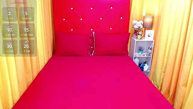 XxTsCarmellaHUGECOCKxX online show from September 19, 12:05 am