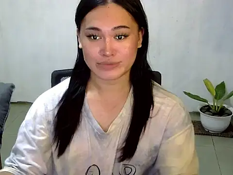 Snapshot of Annierose_ts chatting on October 28, 6:28 pm Annierose ts online show from October 28, 6:28 pm