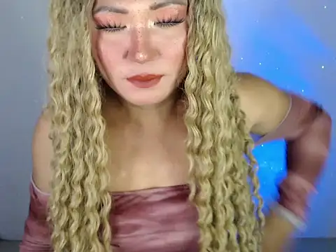 itsmecarla online show from September 17, 6:02 pm