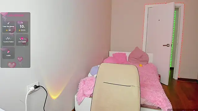 yoi mika online show from October 23, 10:47 pm