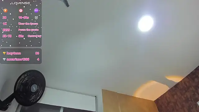 sweet  vanessa1 online show from March 4, 11:31 pm