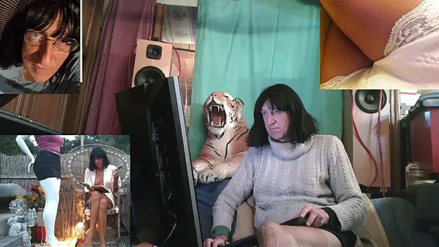 SissiDomination online show from February 8, 9:10 pm