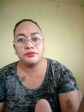 EmmaKantutera online show from December 19, 10:59 pm