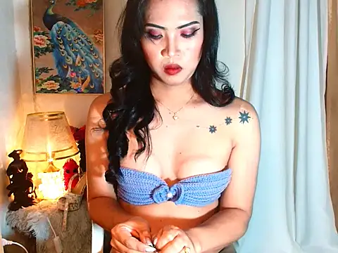 Gwensweetcum online show from February 5, 2:16 am