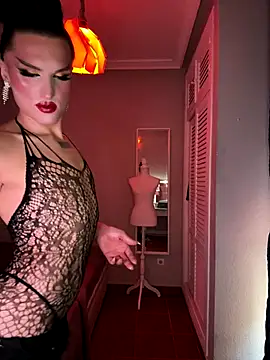 lacattiva online show from September 17, 5:07 pm