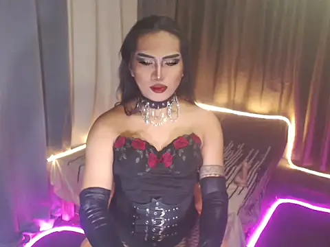 Hail ur Dominant online show from November 5, 7:47 pm