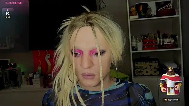 Kkkylie online show from March 1, 2:23 pm