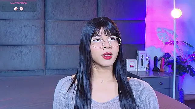 Slenna Moon online show from March 18, 11:37 pm